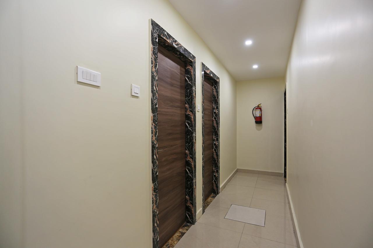 Oyo 11596 Sanjay Guest House Kanpur Zewnętrze zdjęcie