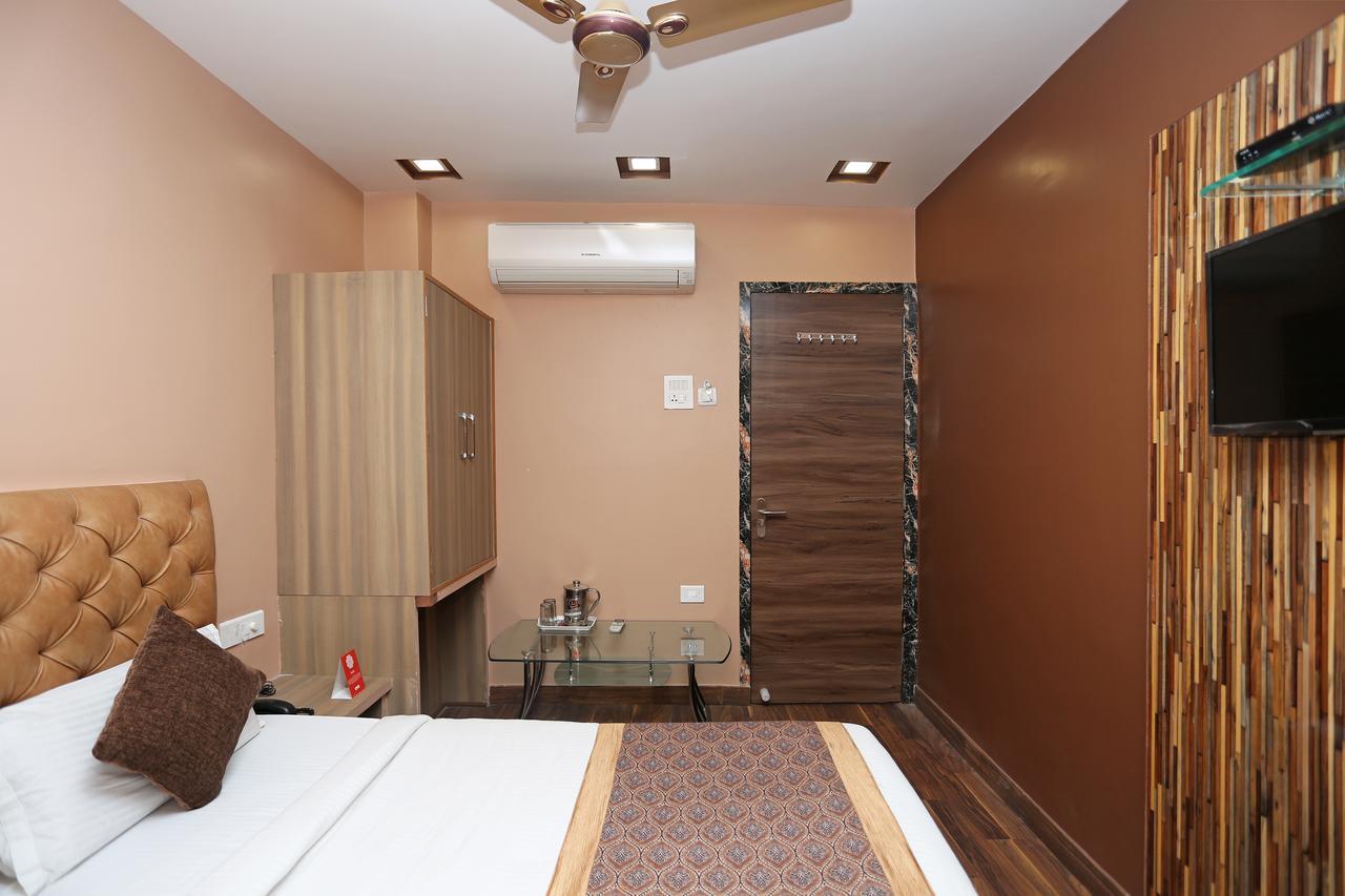 Oyo 11596 Sanjay Guest House Kanpur Zewnętrze zdjęcie